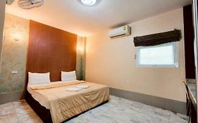 Veerakit Grand Hotel